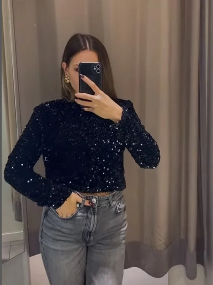 Blusa Cropped com Lantejoulas e Detalhe de Laços