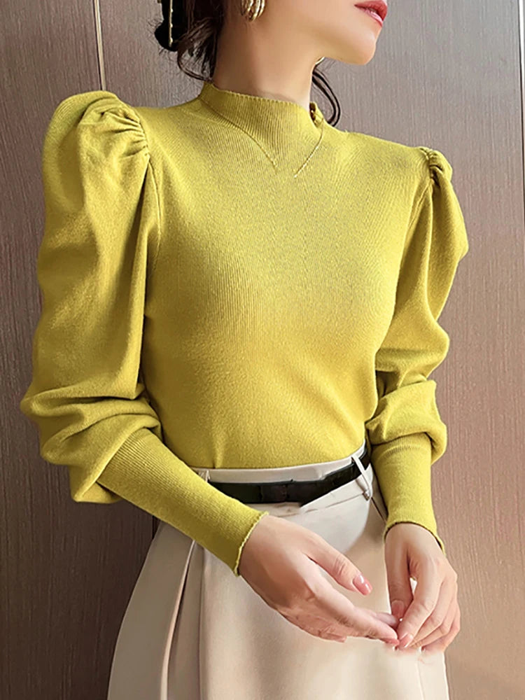 Pullover Slim com Gola Alta e Mangas Bufantes