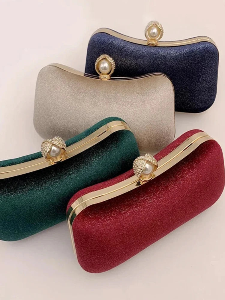 Clutch Feminina de Luxo - Design Vintage e Elegante